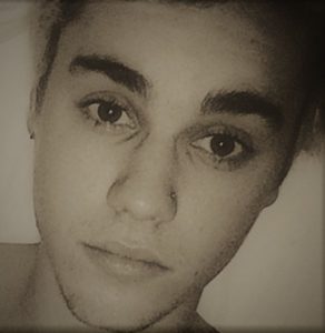 bieber's nose piercing